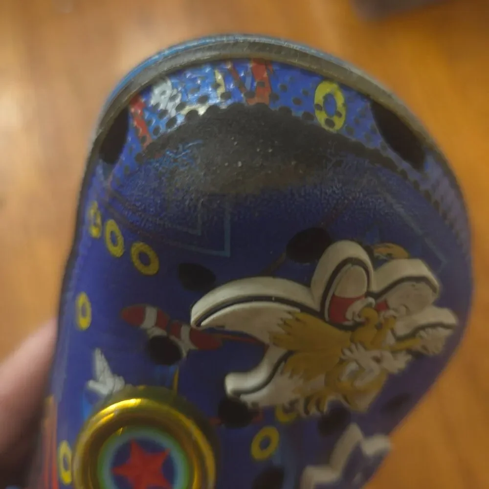Crocs Sonic the Hedgehog Classic Clogs Kids C11 Blue Jibbitz Tails Sega
